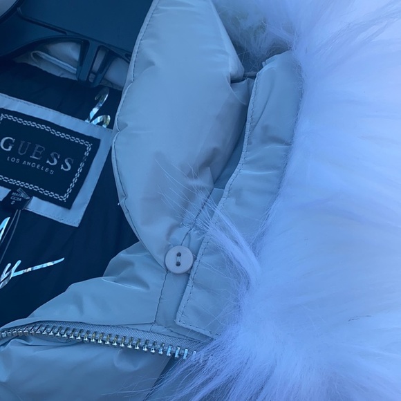 New GUESS Sigourney Puffer Women's Jacket - Picture 8 of 16